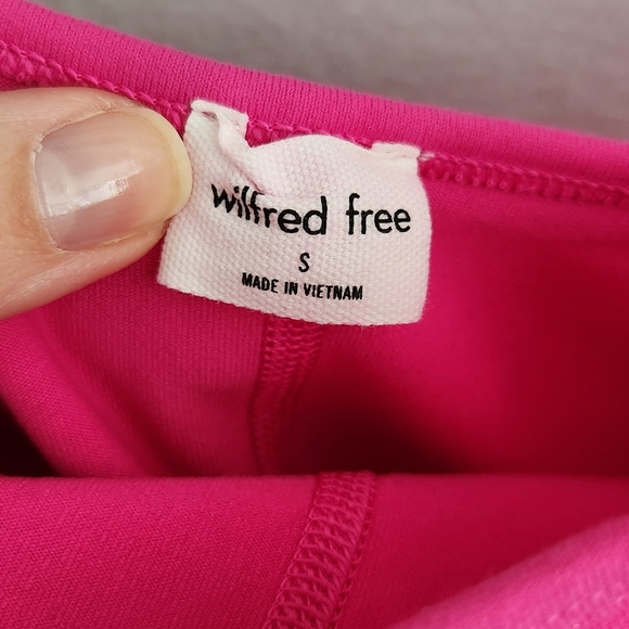 BNWT Aritzia Wilfred Free Divinity Jumpsuit in Vital Pink, Small - Picture 5 of 8